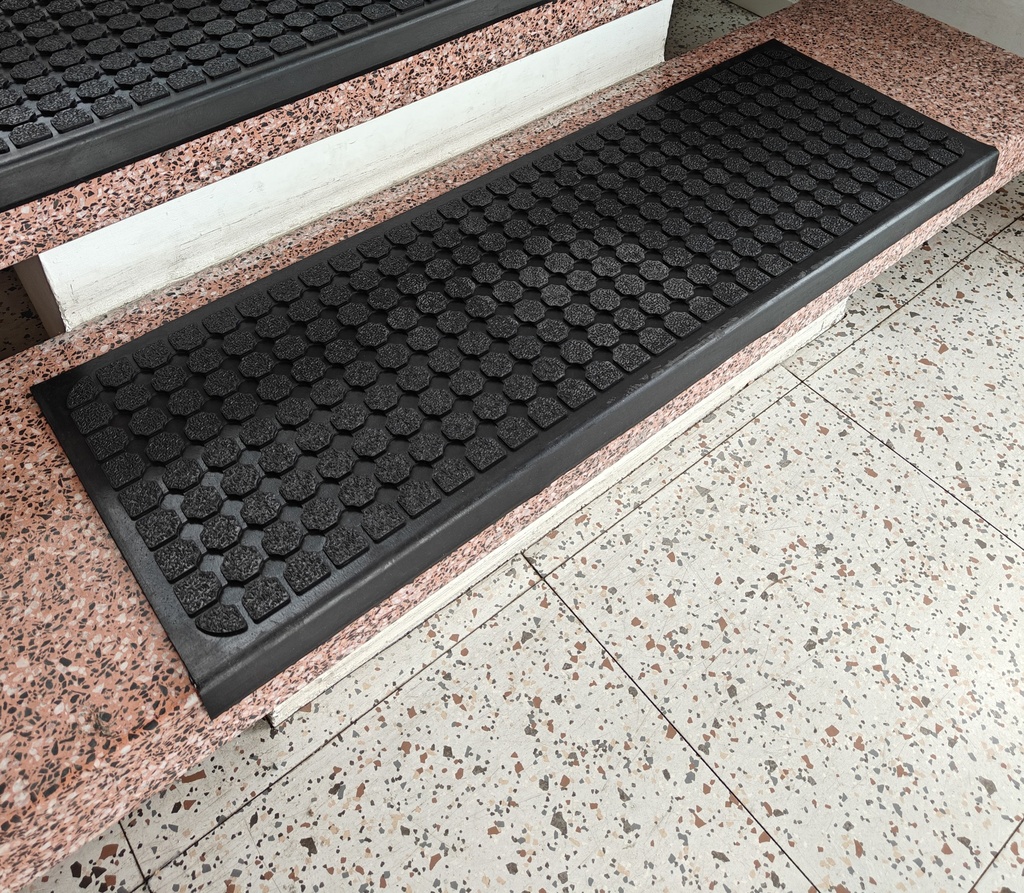 Gummi-Step Octagon 25x75